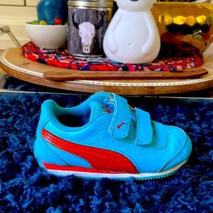 Boys Teal and Orange Velcro Pumas
